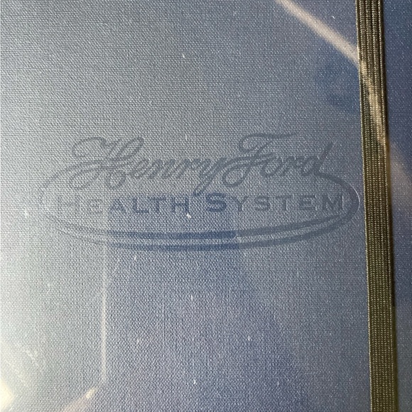 SOLD ***Shinola HardCover Journal  - 8”x5” Dark Blue “Henry Ford Health System - Picture 5 of 10